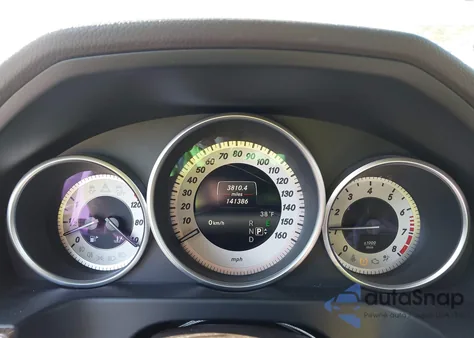 2015 Mercedes-Benz E 350 4Matic z USA, uszkodzony, nr VIN WDDHF8JB9FB149915